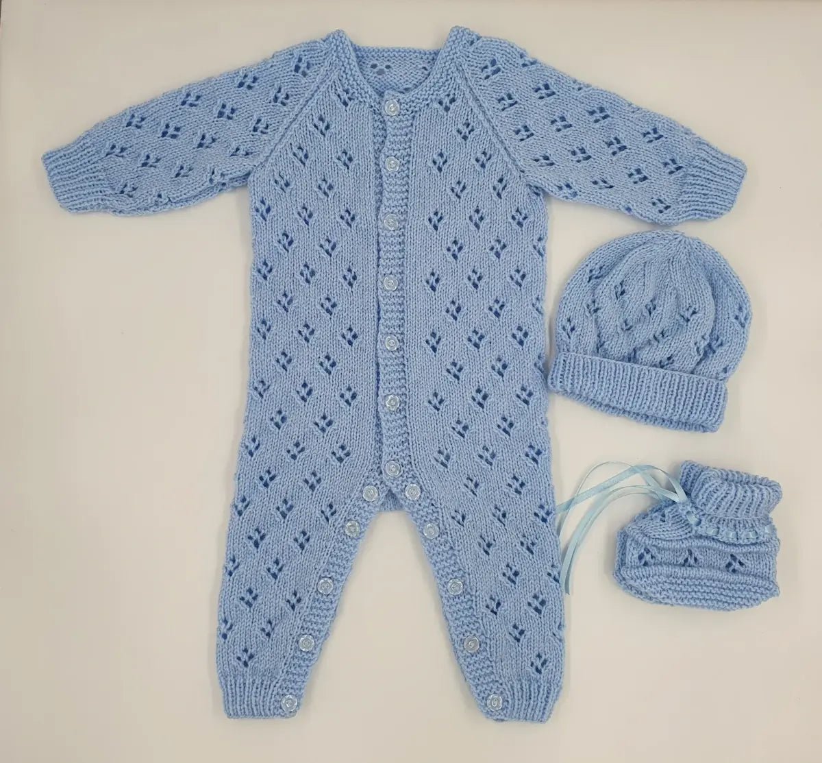 BABY AND REBORN DOLL KNITTING PATTERNS